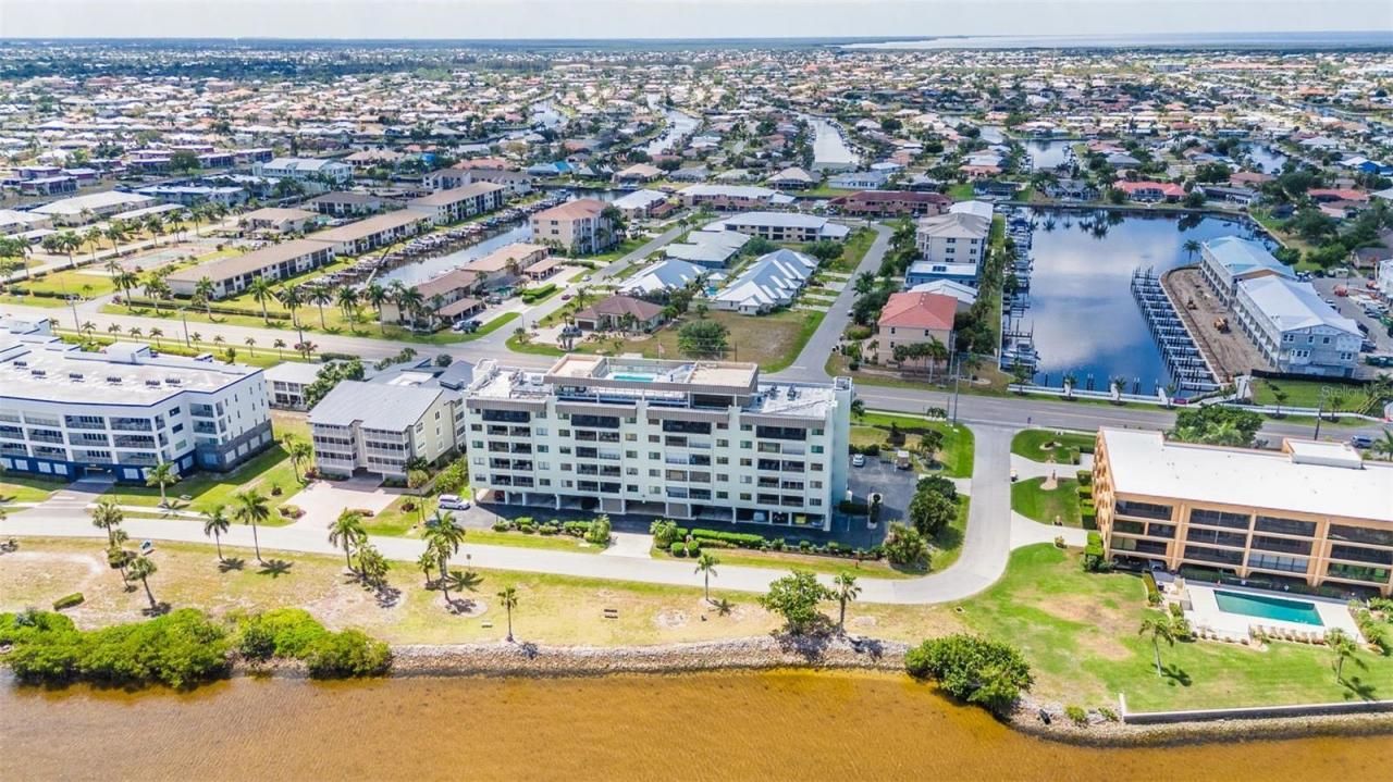 1500 Park Beach Circle, Unit 3B, Punta Gorda, FL 33950 Photo