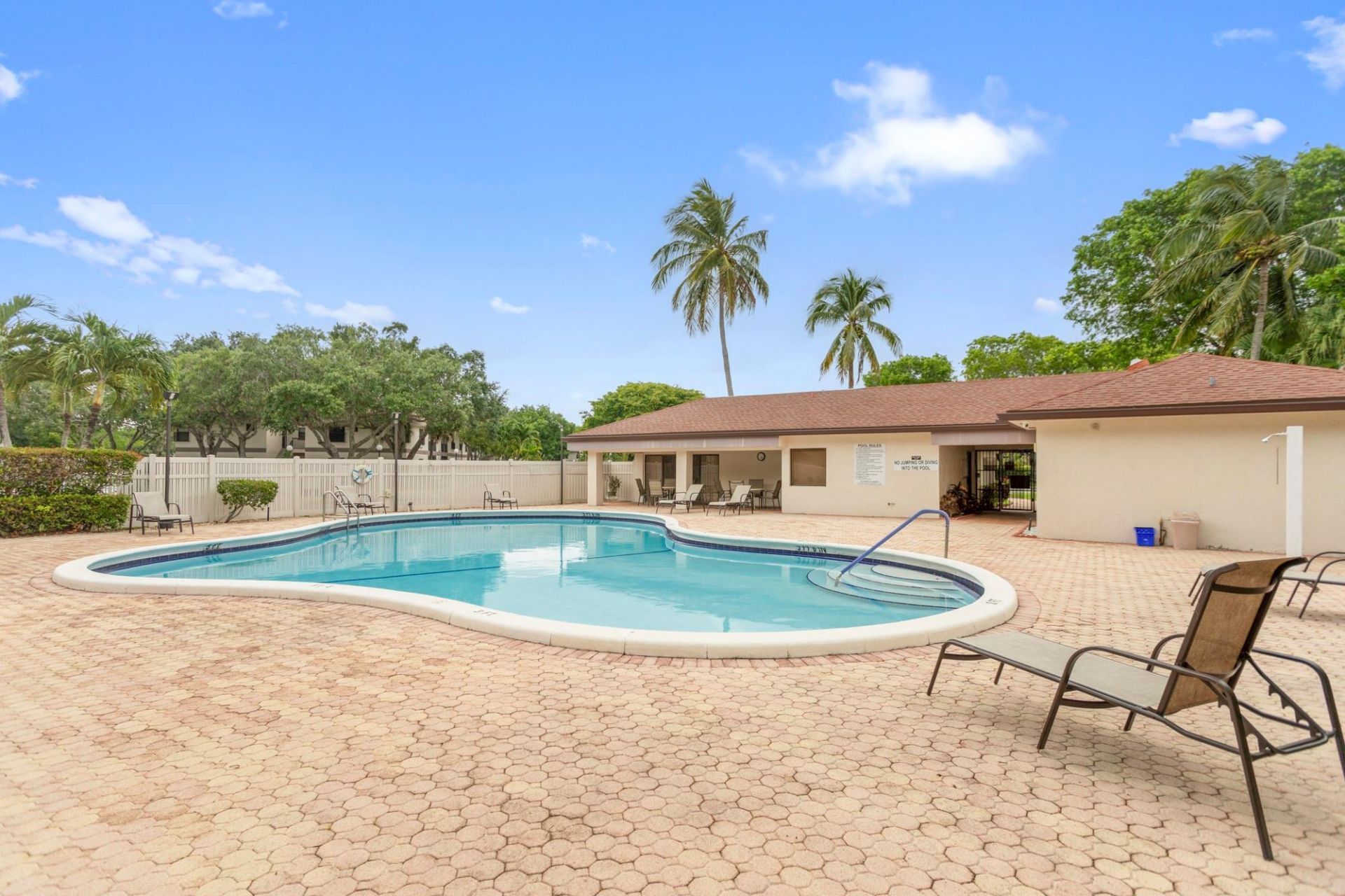 4624 Carambola Circle, Unit 2706, Coconut Creek, FL 33066 Photo