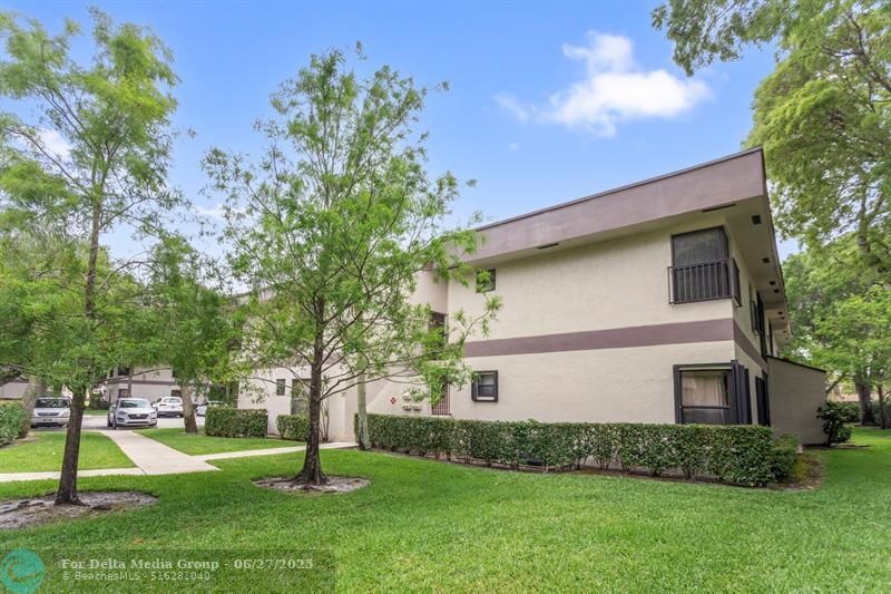 4624 Carambola Cir, Unit 2706, Coconut Creek, FL 33066 Photo