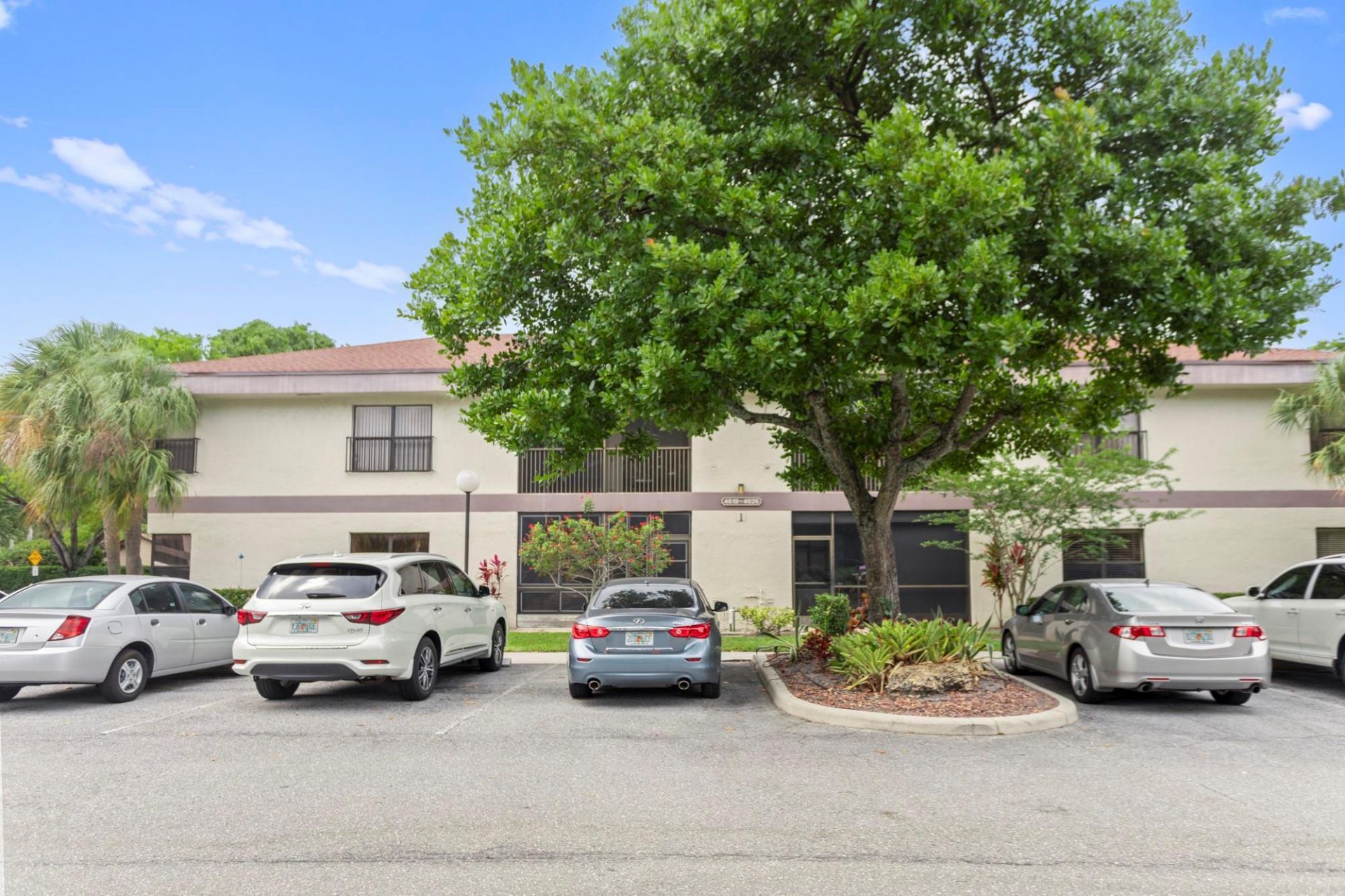 4624 Carambola Circle, Unit 2706, Coconut Creek, FL 33066 Photo