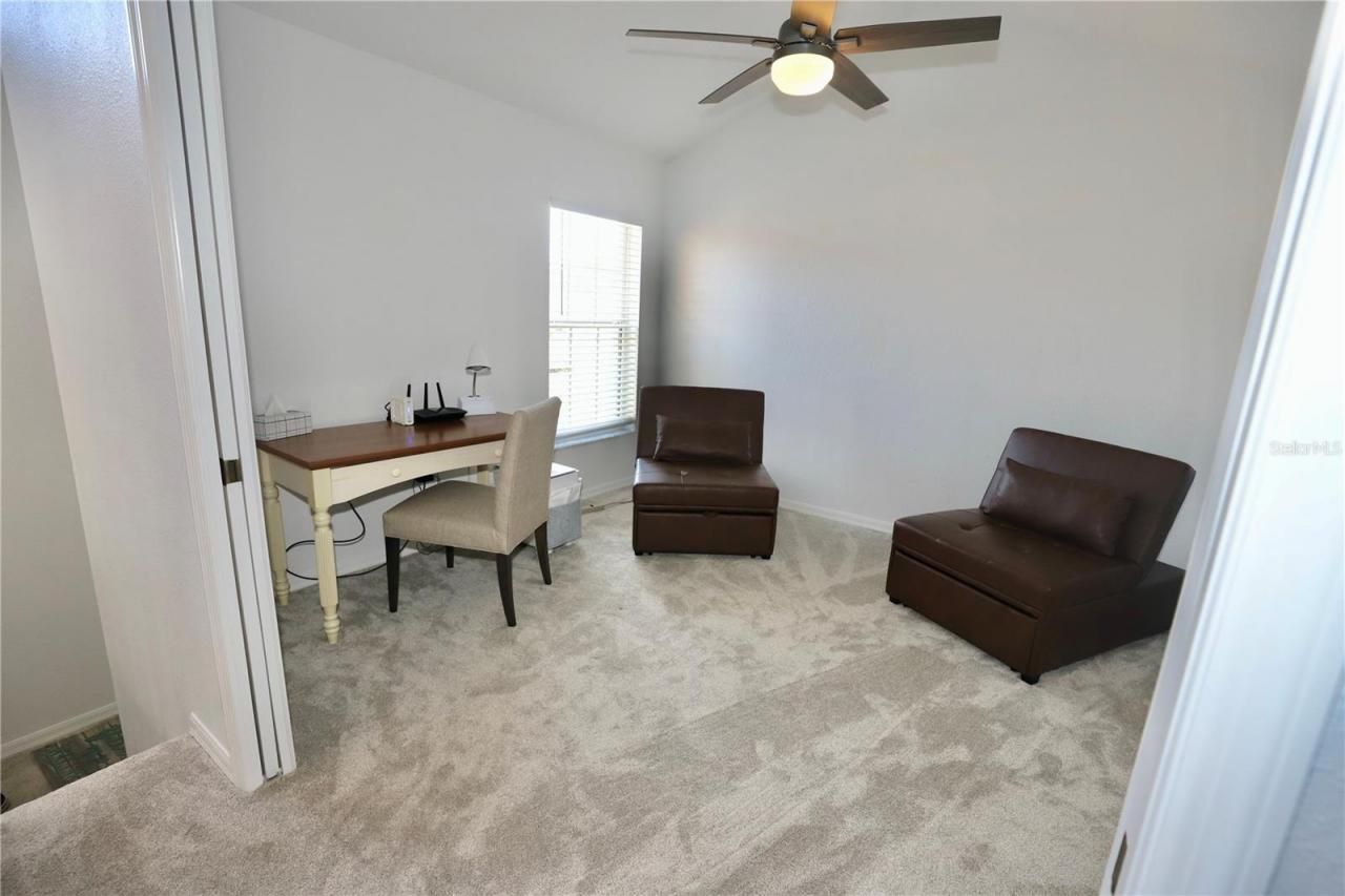 4275 Castlebridge Lane, Unit 1323, Sarasota, FL 34238 Photo