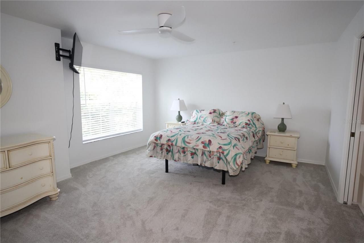 4275 Castlebridge Lane, Unit 1323, Sarasota, FL 34238 Photo