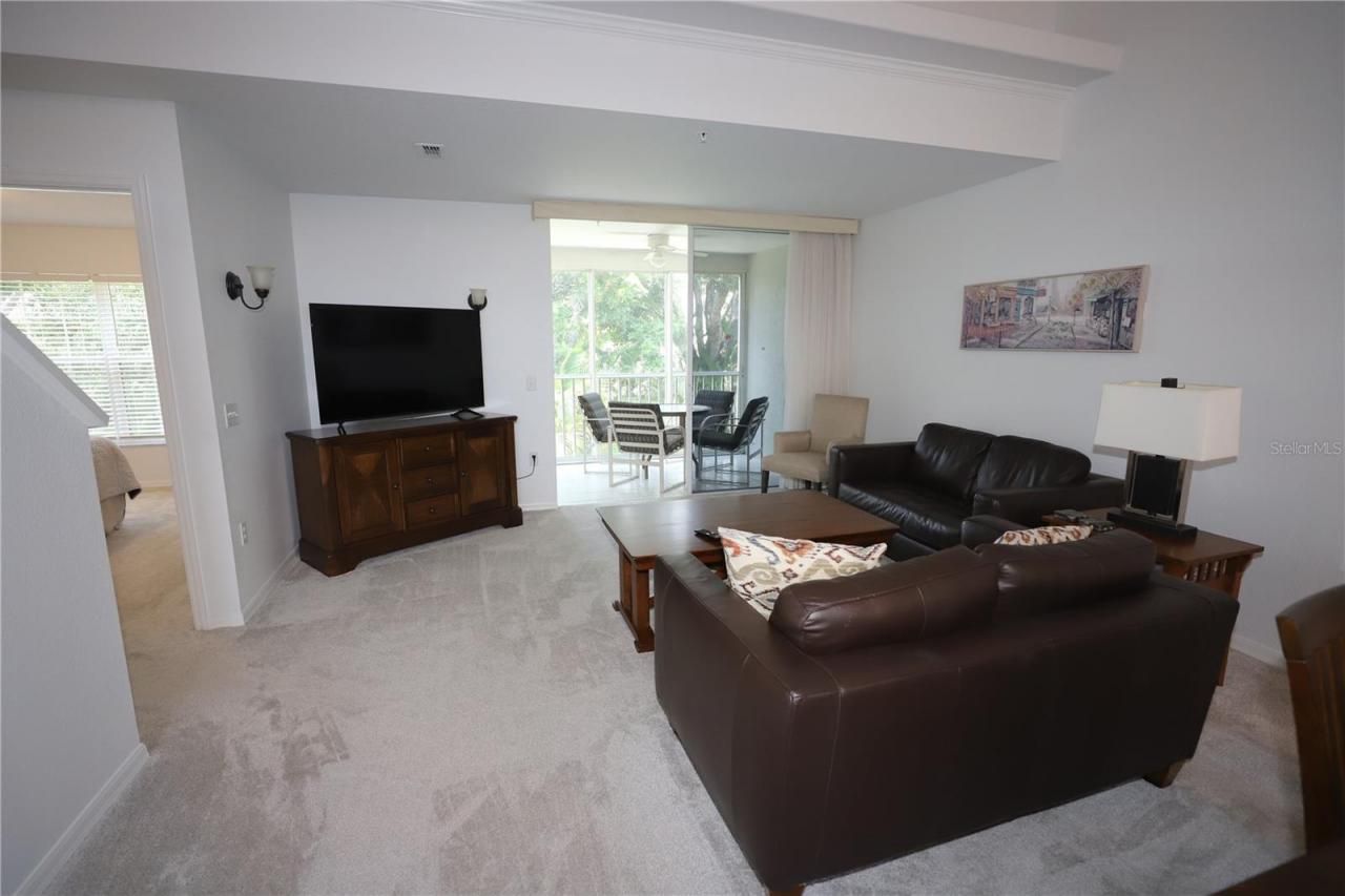 4275 Castlebridge Lane, Unit 1323, Sarasota, FL 34238 Photo
