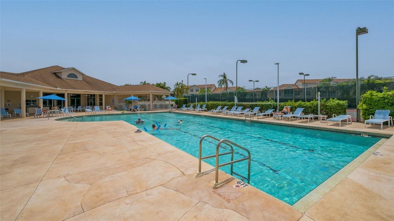 4275 Castlebridge Lane, Unit 1323, Sarasota, FL 34238 Photo