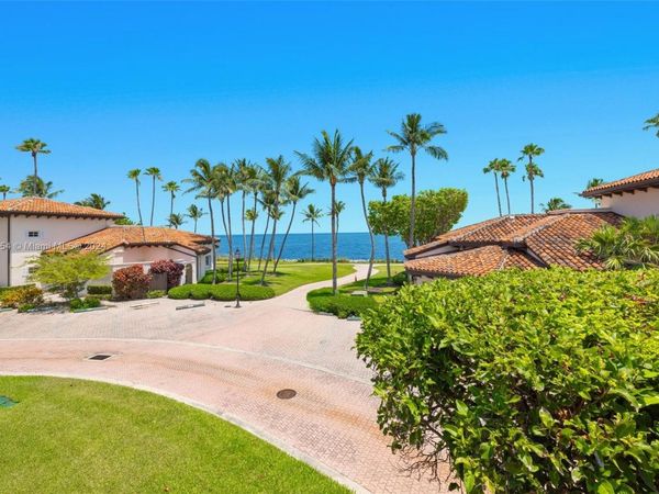 15122 Fisher Island Dr, Unit 15122, Miami Beach, FL 33109