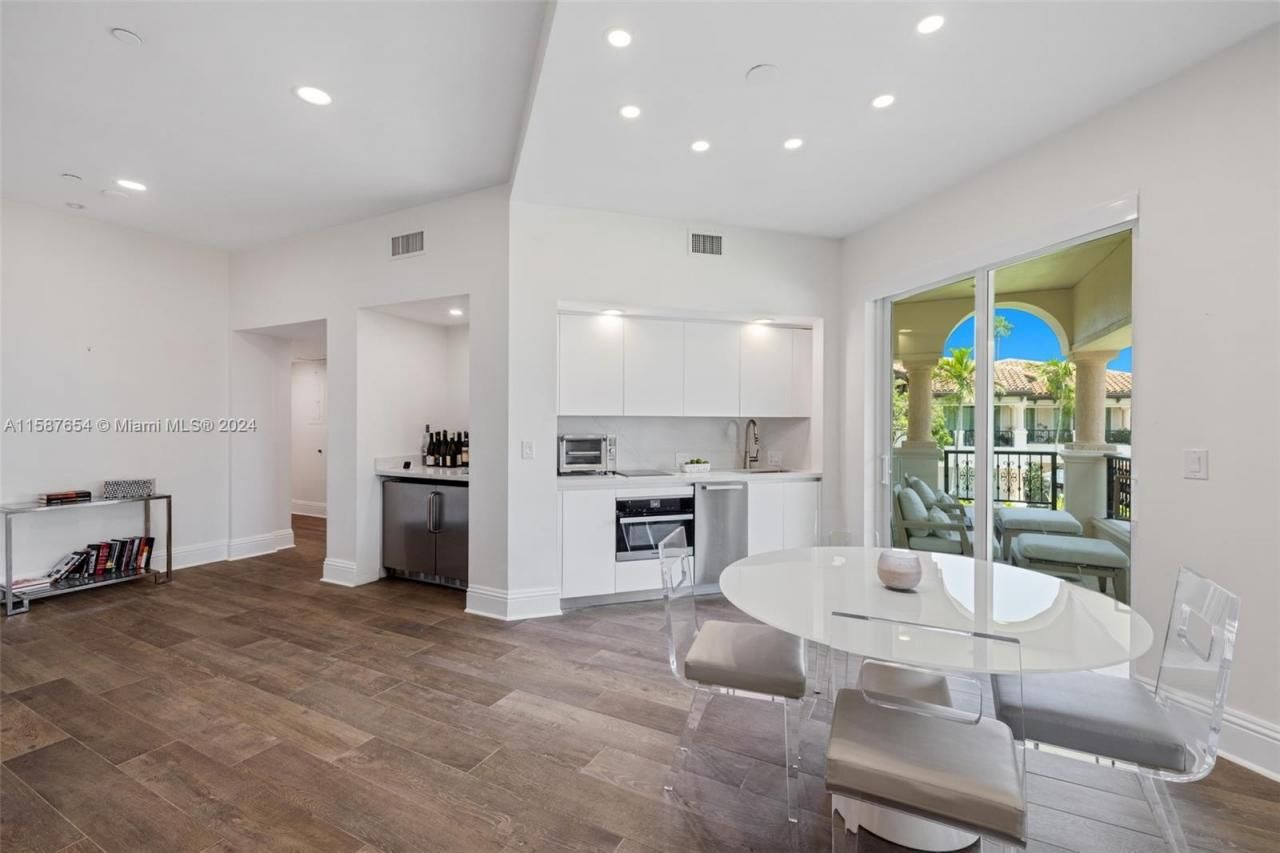 15122 Fisher Island Dr, Unit 15122, Miami Beach, FL 33109 Photo