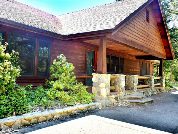 7419 Holland Corner Road, Cave Junction, OR 97523