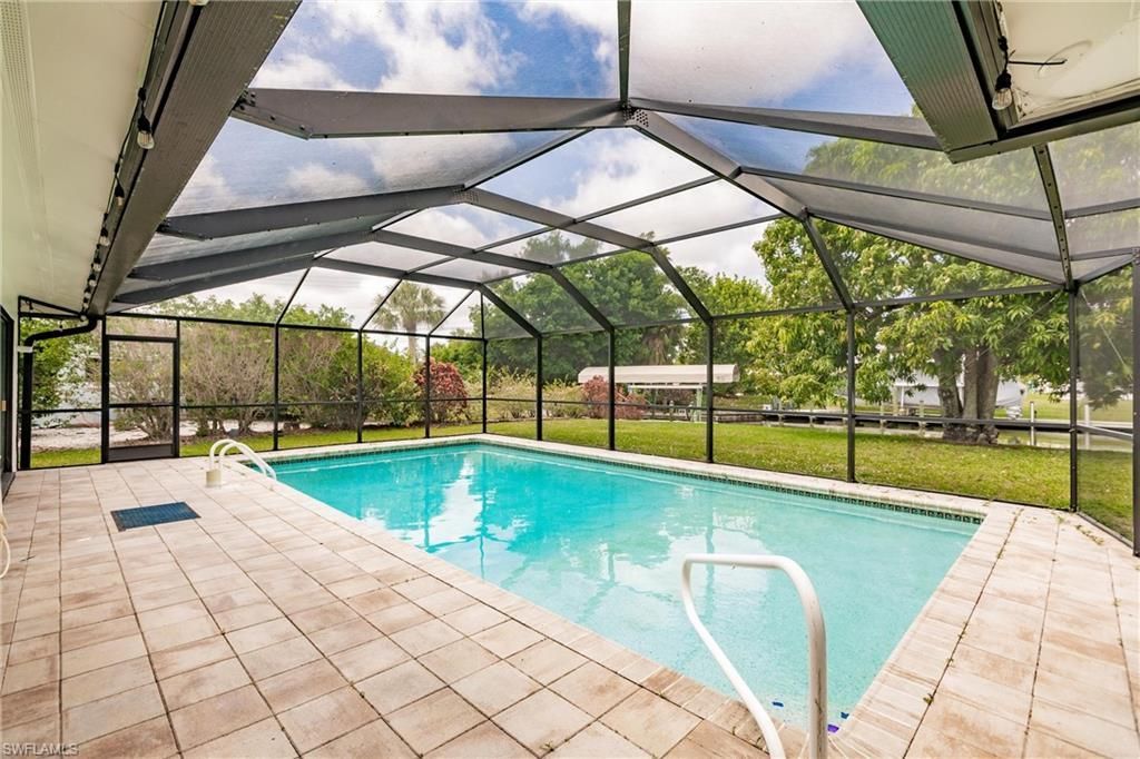 5246 Tower Dr, Cape Coral, FL 33904 Photo