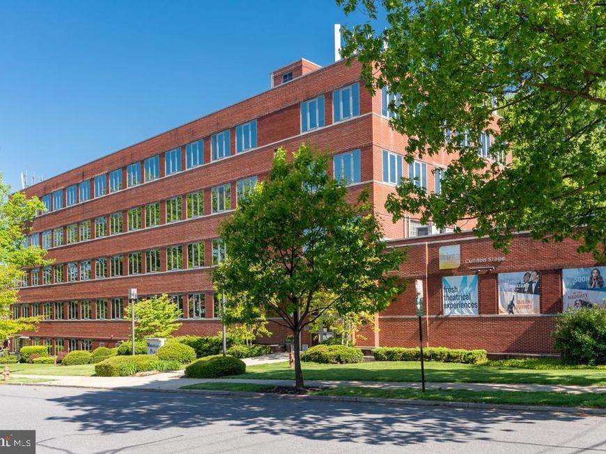 941 Wheatland Avenue, Unit SUITE 402, Lancaster, PA 17603 Main Photo