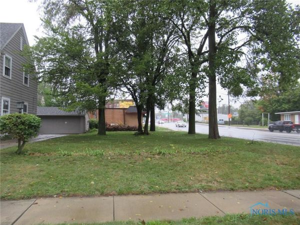 3037 Sherbrooke Road, Toledo, OH 43606