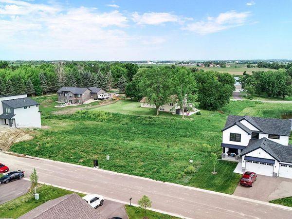 9988 14th Circle NE, Saint Michael, MN 55376