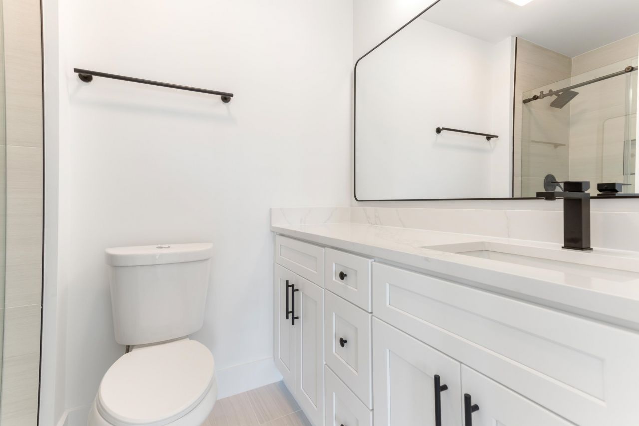 821 Rebecca Ln. Photo 14