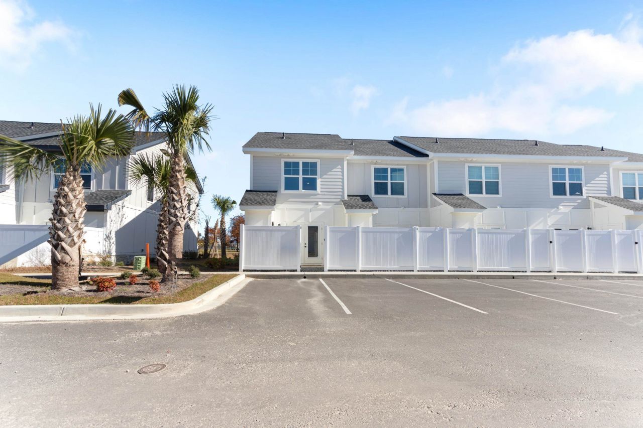 821 Rebecca Ln. Photo 27