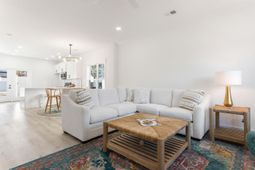 821 Rebecca Ln. photo 4