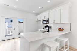 821 Rebecca Ln. photo 4