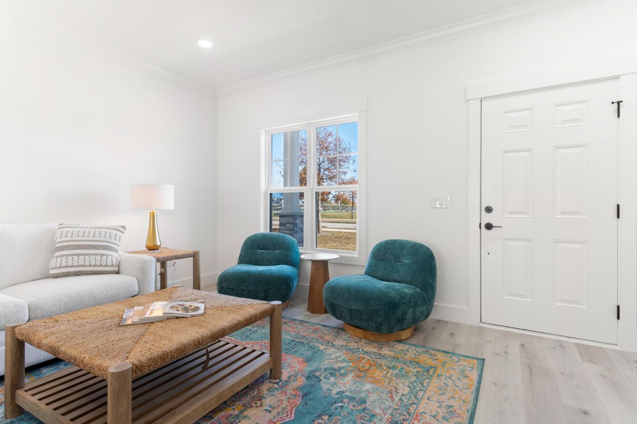 821 Rebecca Ln. Photo 6