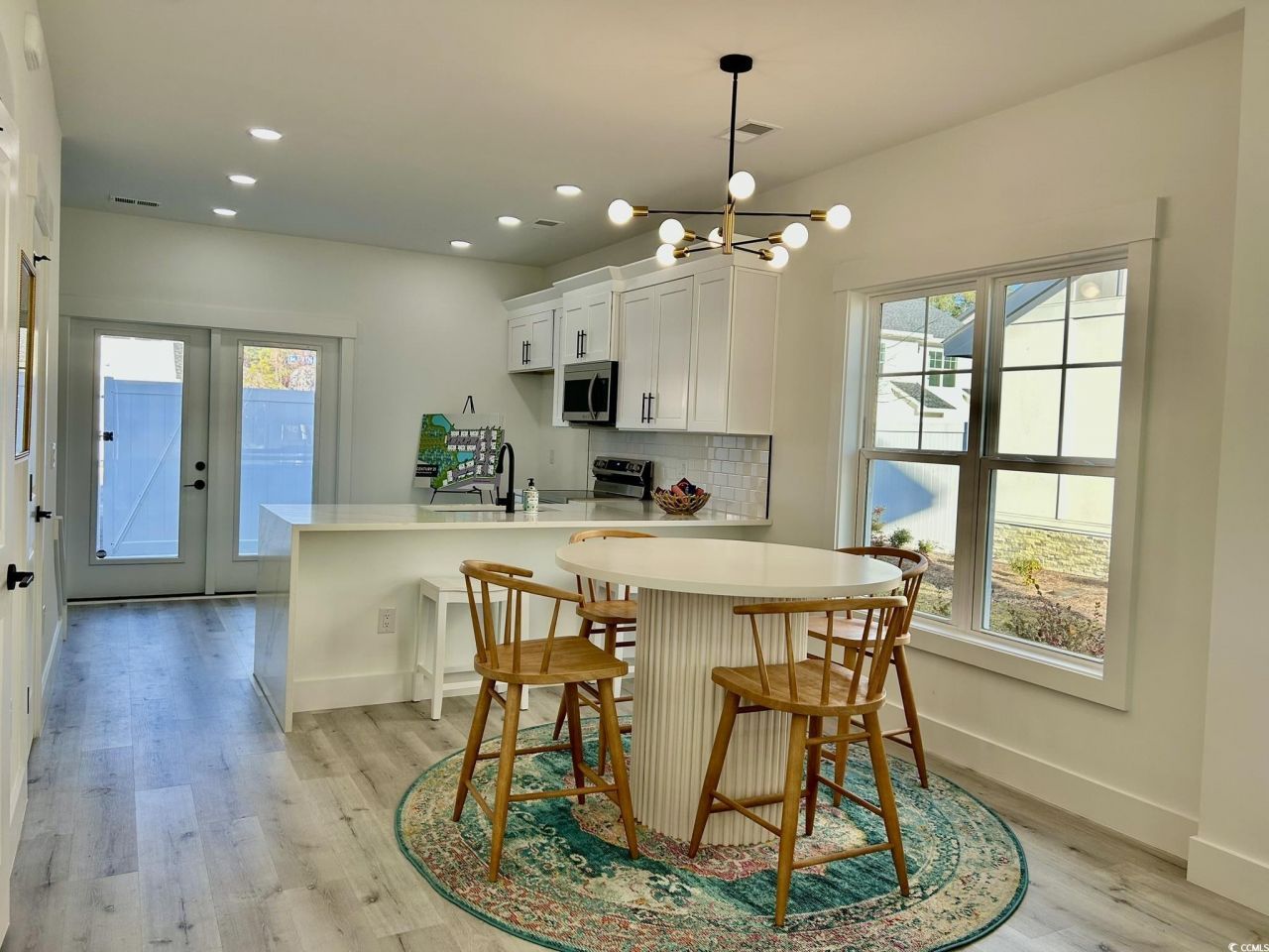 780 Maxine Ct. Photo 6