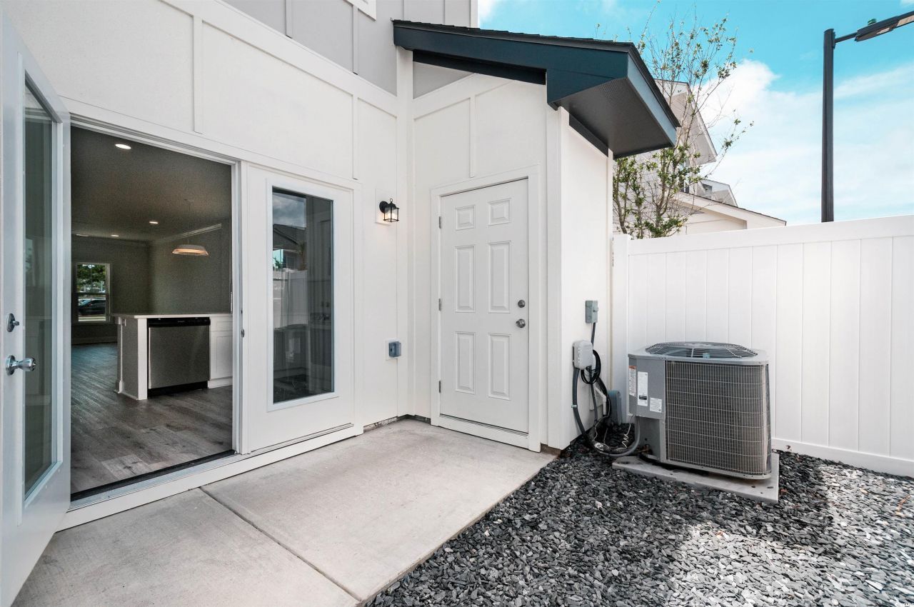 821 Rebecca Ln. Photo 13