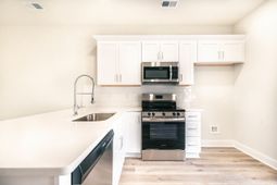 821 Rebecca Ln. photo 4