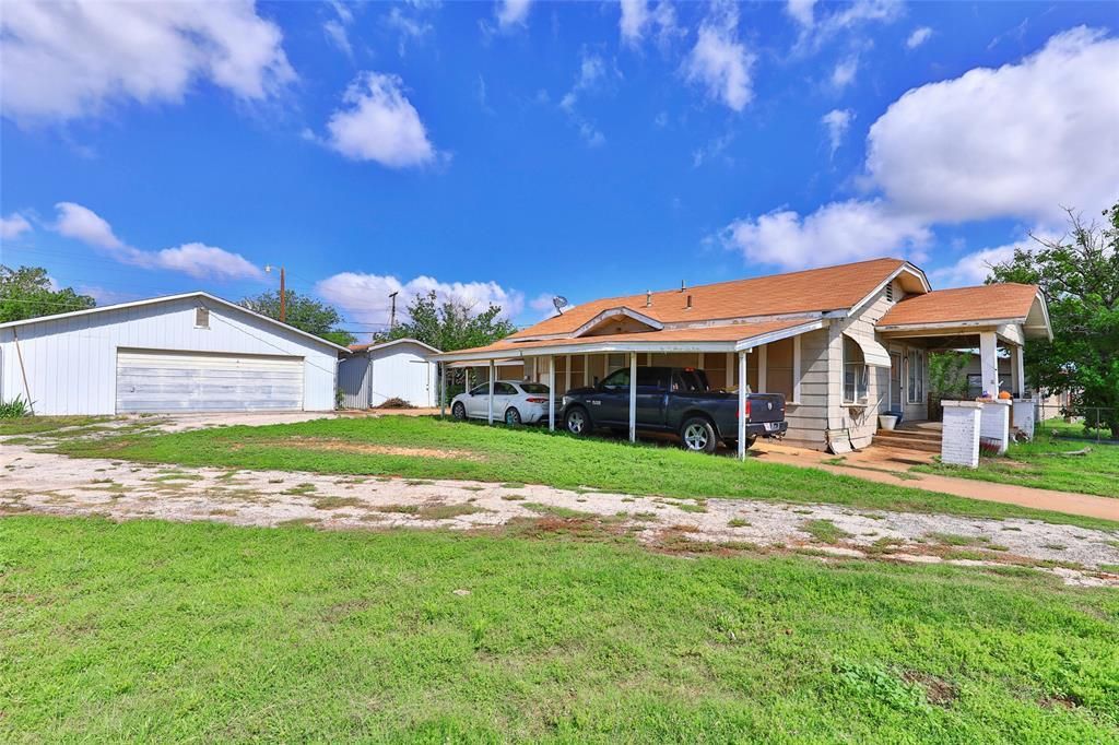 1814 Commercial Avenue, Anson, TX 79501 Main Photo