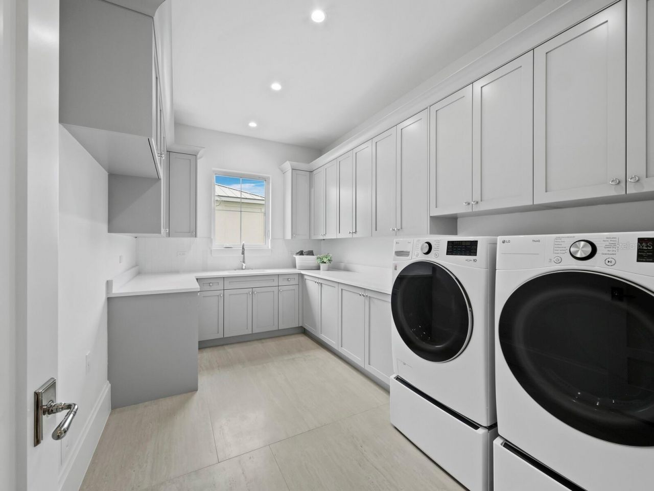 3550 Flamingo Avenue, Sarasota, FL 34242 Photo