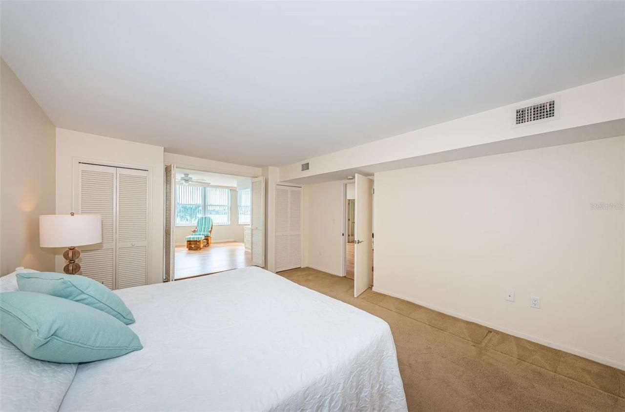 5130 Brittany Drive S, Unit 202, Saint Petersburg, FL 33715 Photo