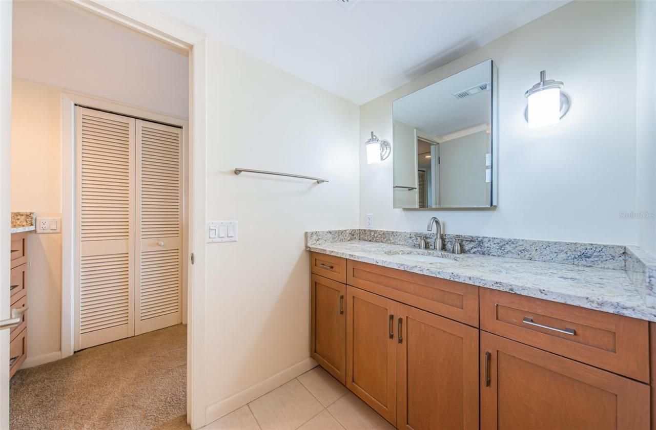 5130 Brittany Drive S, Unit 202, Saint Petersburg, FL 33715 Photo