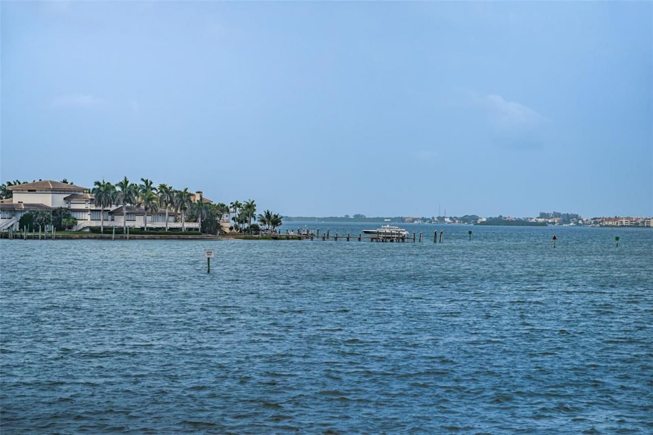 5130 Brittany Drive S, Unit 202, Saint Petersburg, FL 33715 Photo