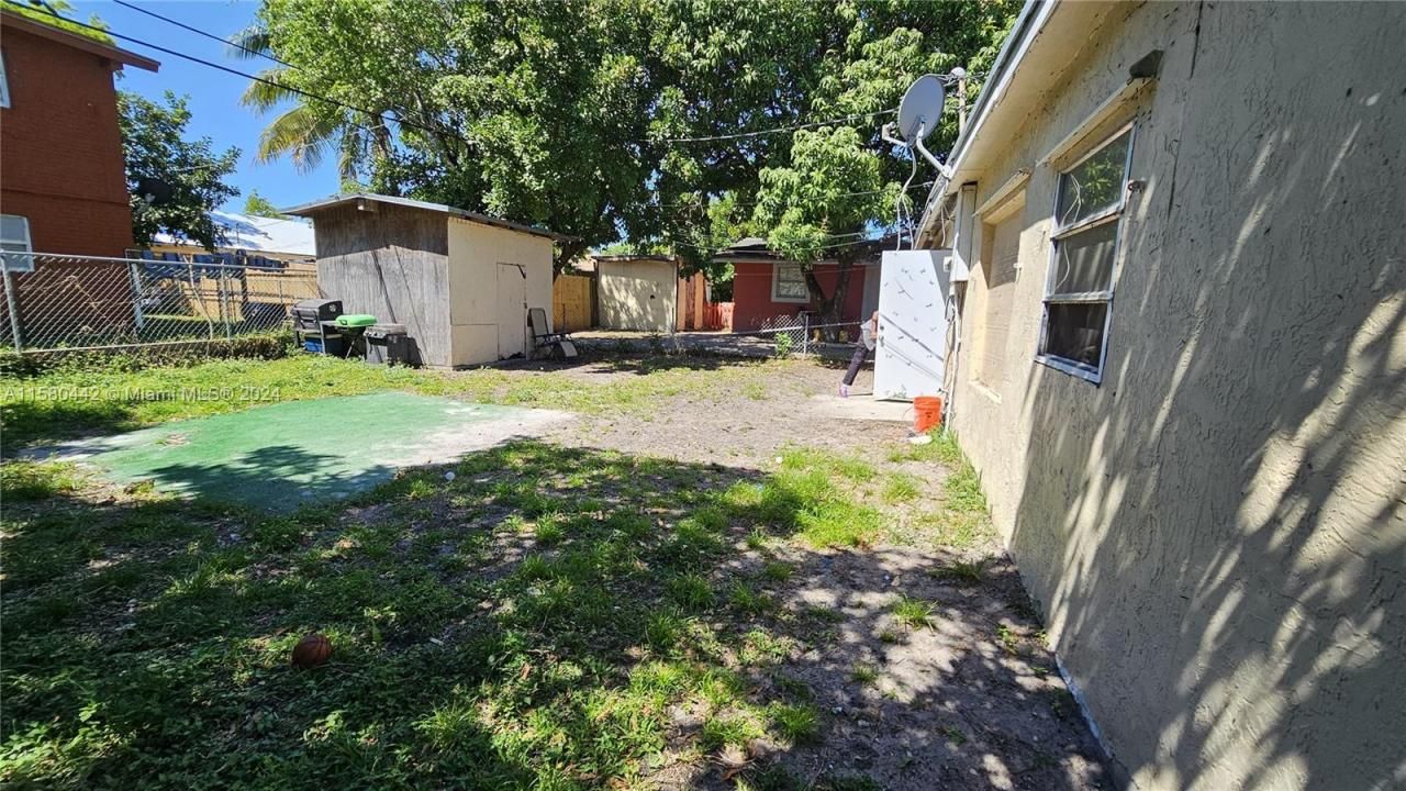 2114 NW 5th St, Pompano Beach, FL 33069 Photo