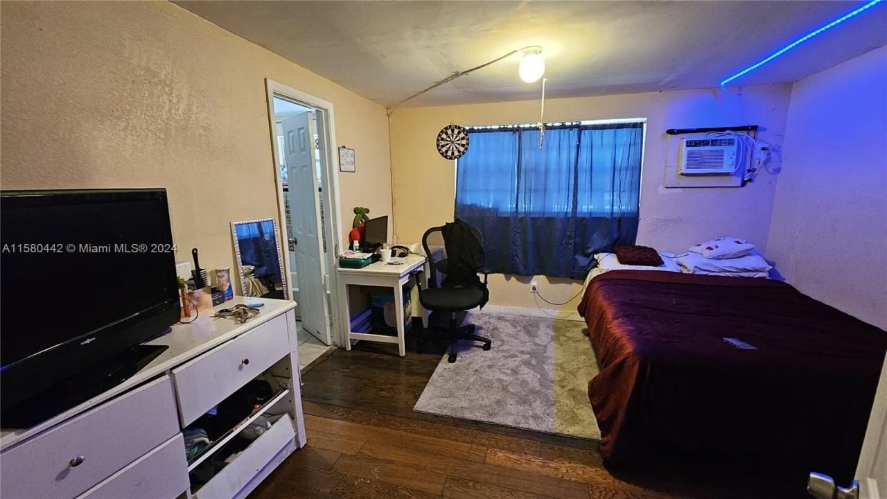 2114 NW 5th St, Pompano Beach, FL 33069 Photo