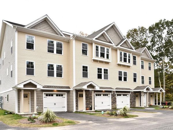 46 Village, Unit 46, East Lyme, CT 06357