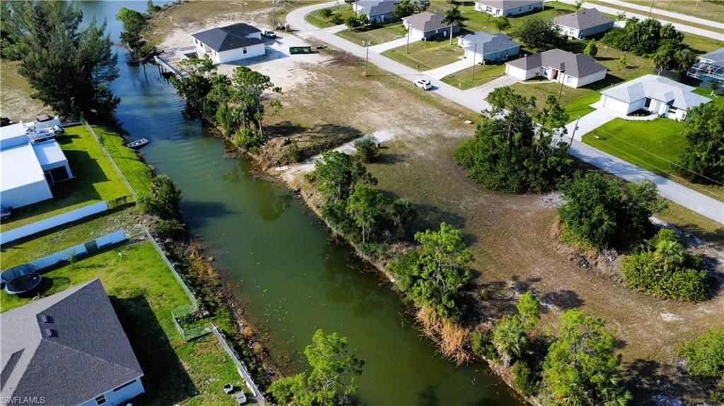 4126 NE 19th Pl, Cape Coral, FL 33909 Photo