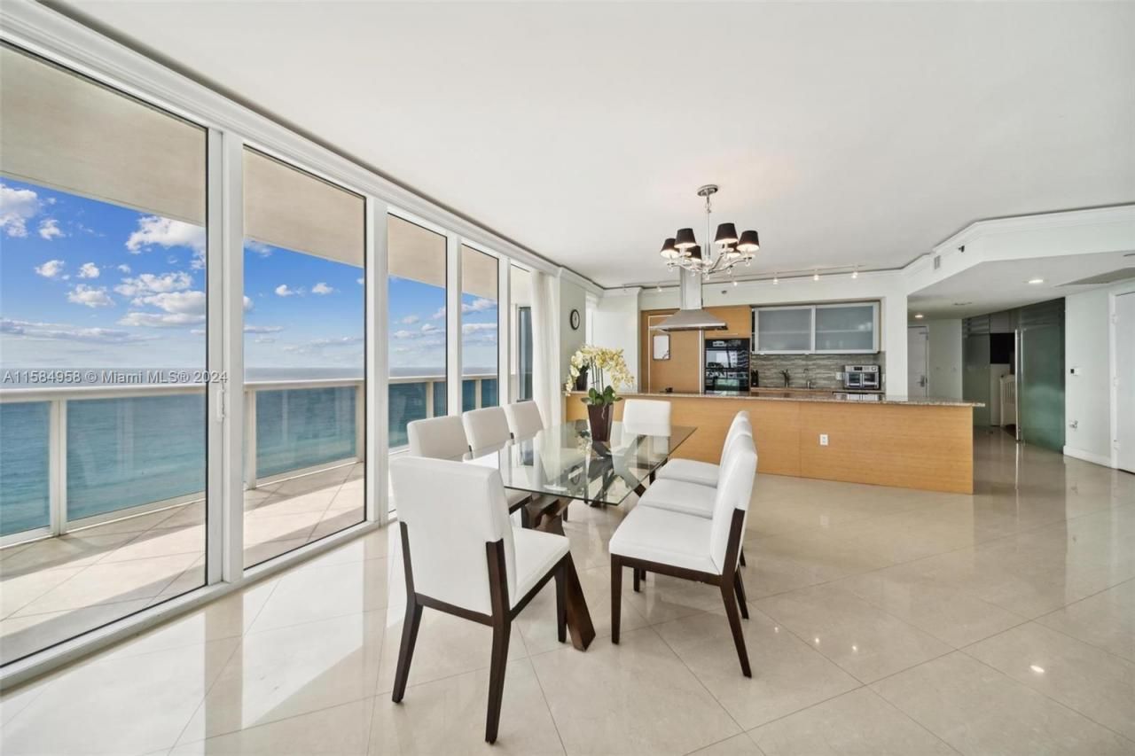 1830 S Ocean Dr, Unit 1701, Hallandale Beach, FL 33009 Photo