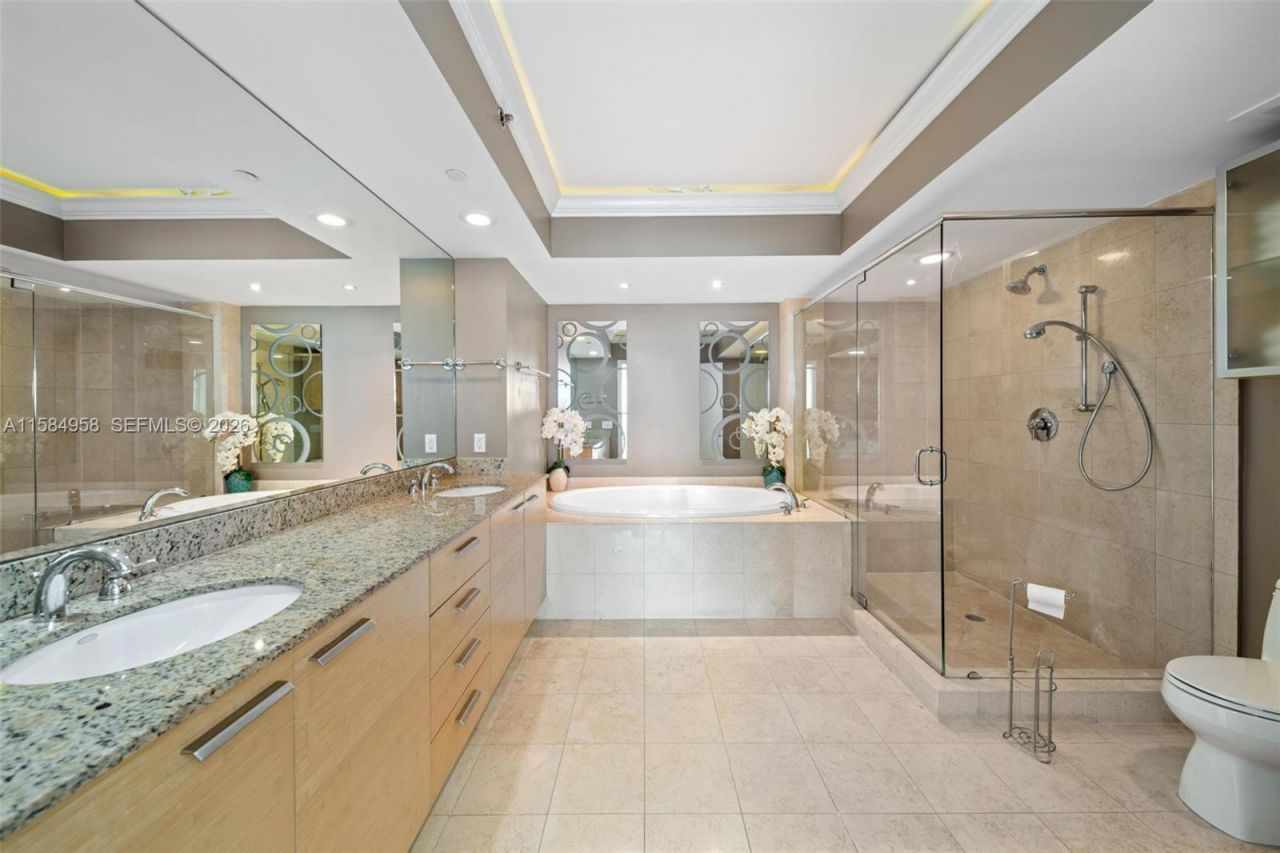 1830 S Ocean Dr, Unit 1701, Hallandale Beach, FL 33009 Photo