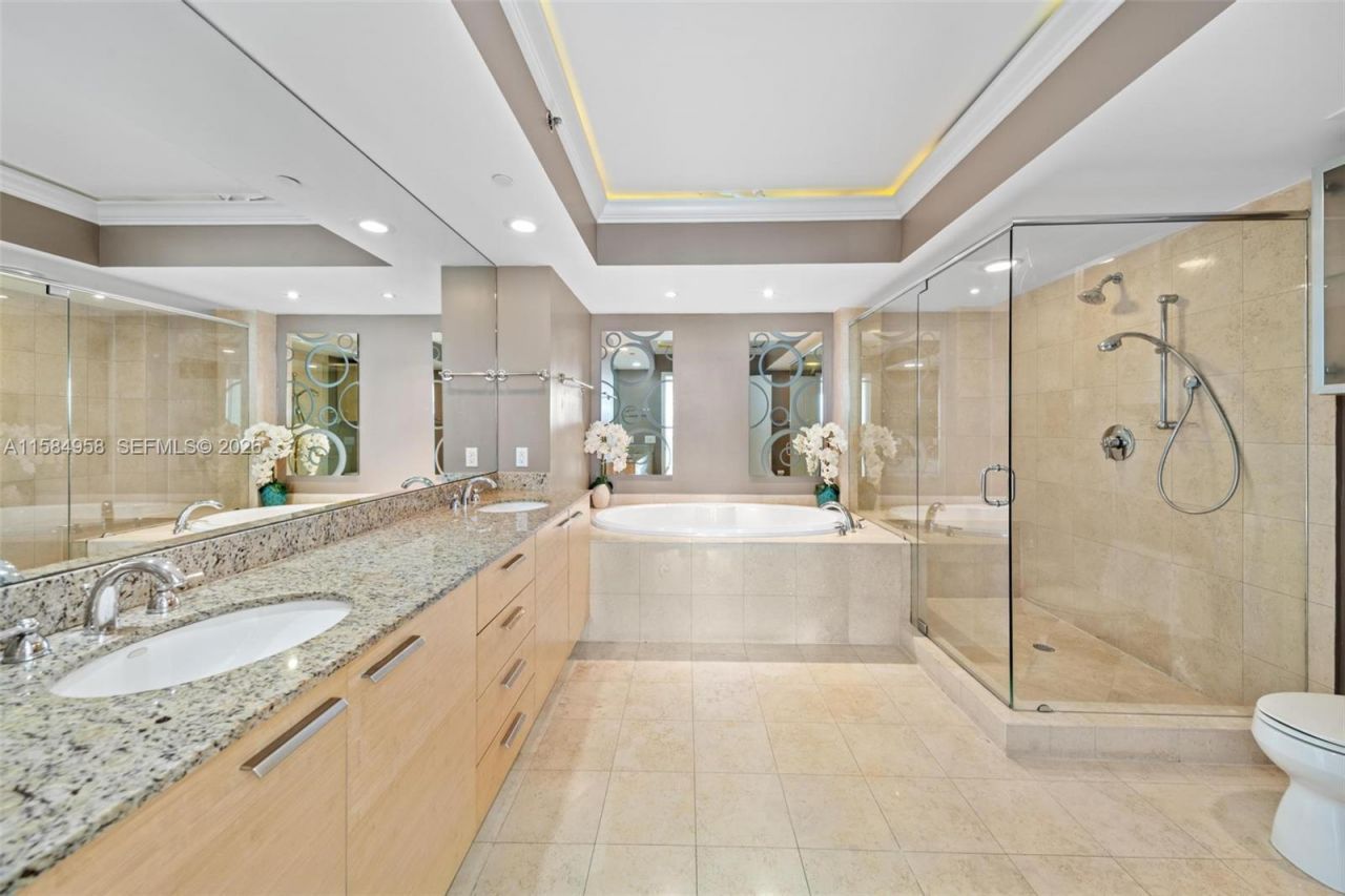 1830 S Ocean Dr, Unit 1701, Hallandale Beach, FL 33009 Photo