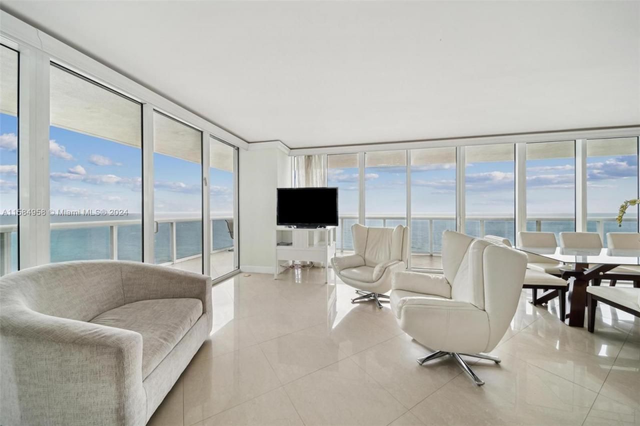 1830 S Ocean Dr, Unit 1701, Hallandale Beach, FL 33009 Photo