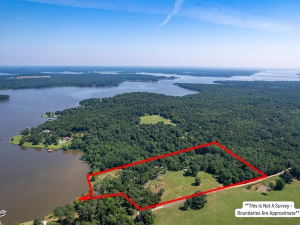 562 CR 2421, Leesburg, TX 75451