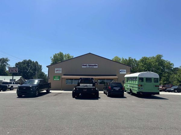 3029 & 3025 Highland Street, Milan, TN 38358