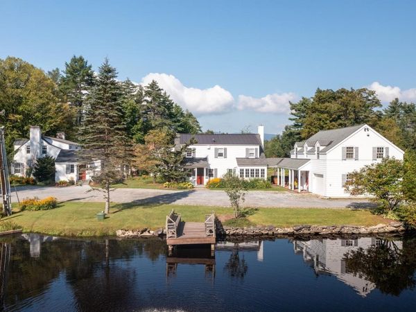 207 Brooks Lane, Londonderry, VT 05148