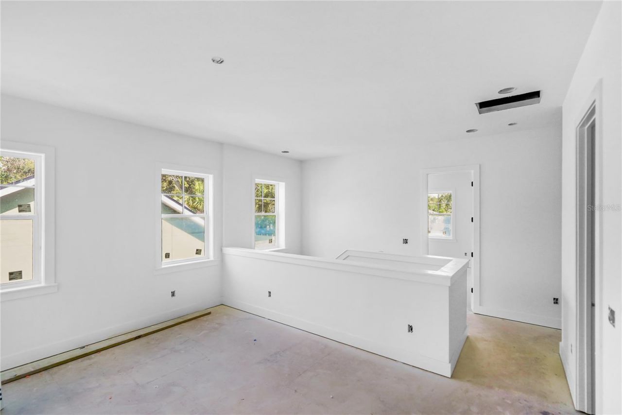 2823 4th Avenue N, Saint Petersburg, FL 33713 Photo