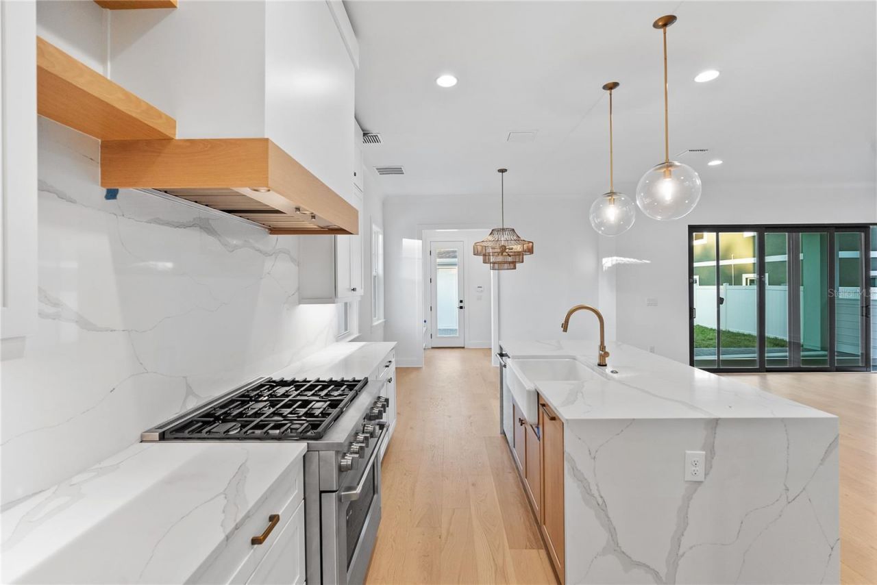 2823 4th Avenue N, Saint Petersburg, FL 33713 Photo