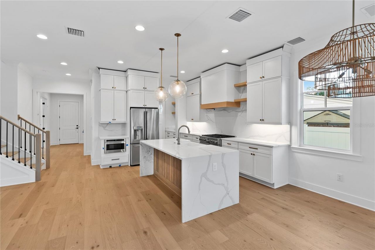 2823 4th Avenue N, Saint Petersburg, FL 33713 Photo