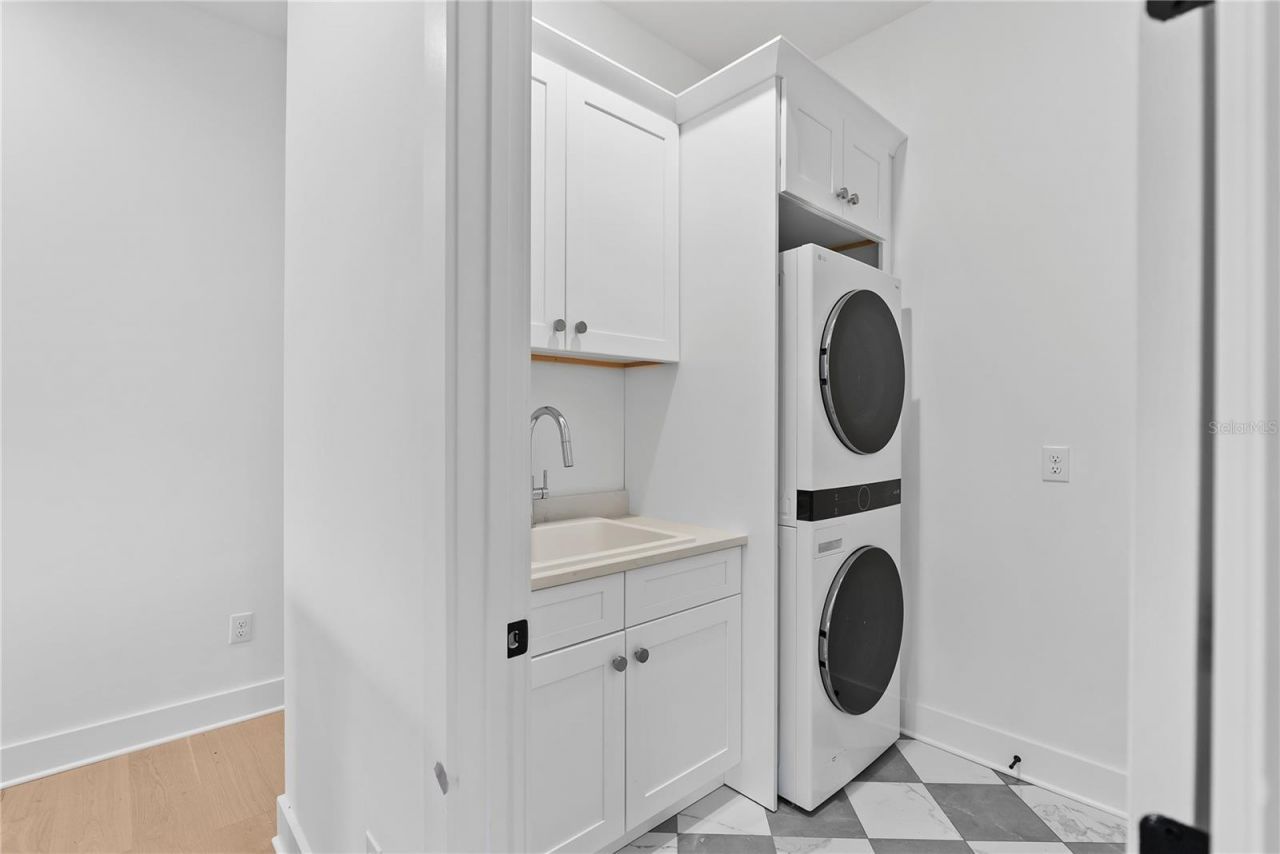 2823 4th Avenue N, Saint Petersburg, FL 33713 Photo