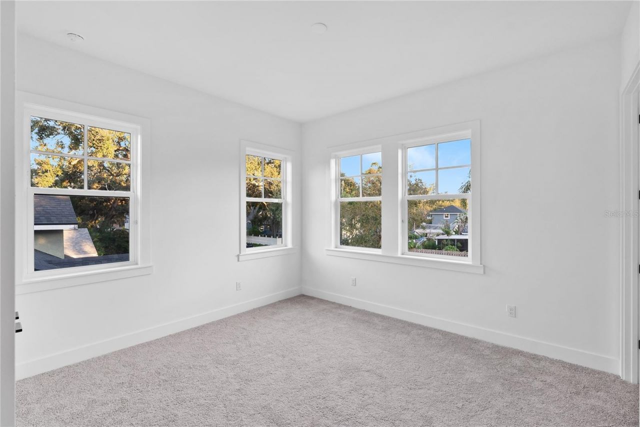 2823 4th Avenue N, Saint Petersburg, FL 33713 Photo