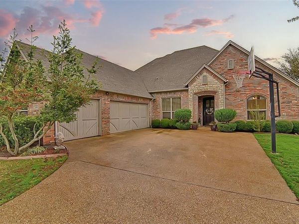 3203 Vista Lake Circle, Mansfield, TX 76063