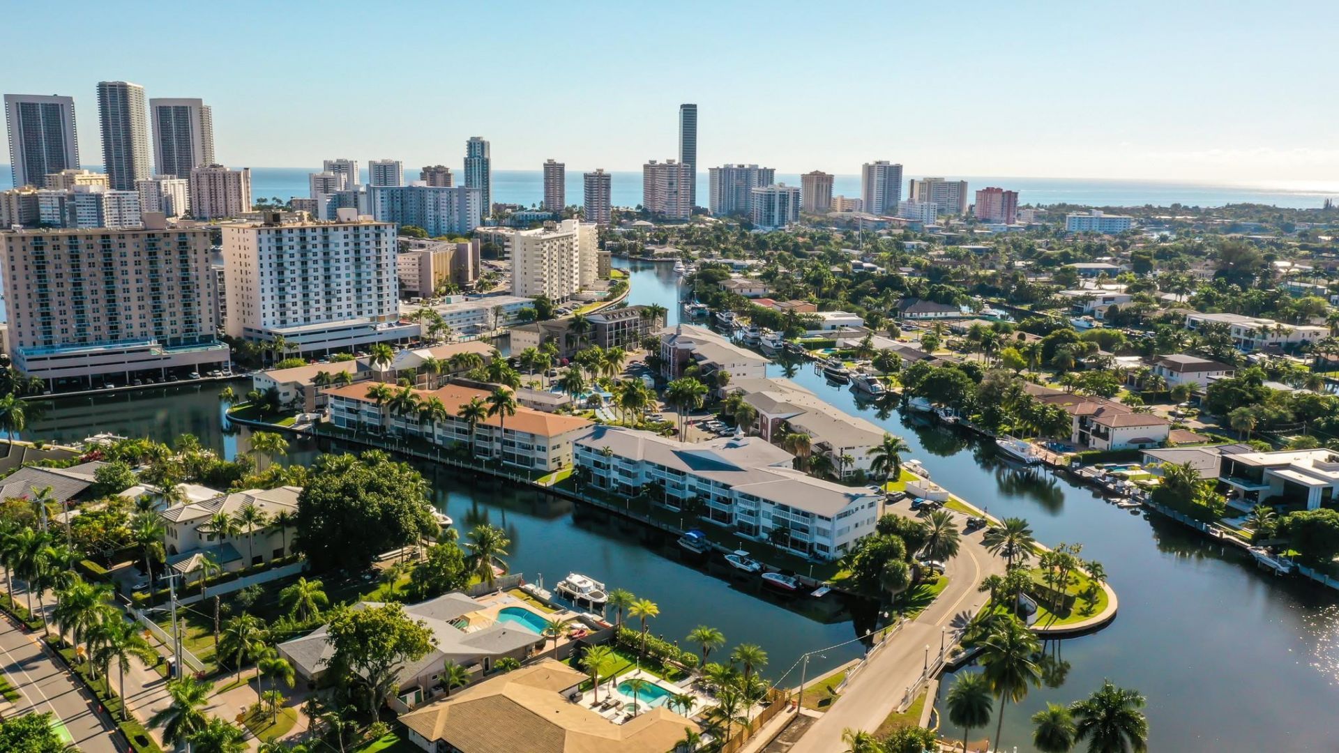 450 Paradise Isle Boulevard, Hallandale Beach, FL 33009 Photo