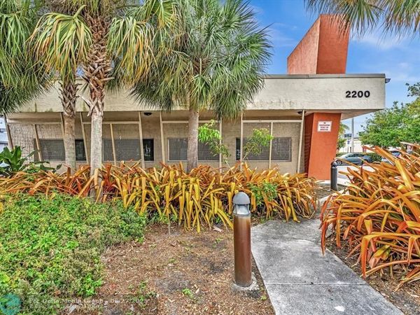 2200 N University Dr, Sunrise, FL 33322