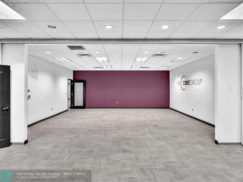 2200 N University Dr, Sunrise, FL 33322 Photo