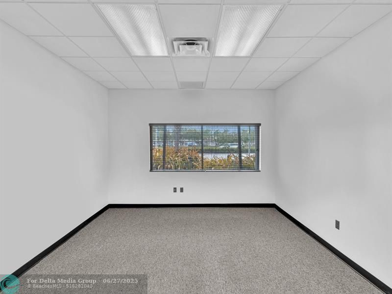 2200 N University Drive, Sunrise, FL 33322 Photo