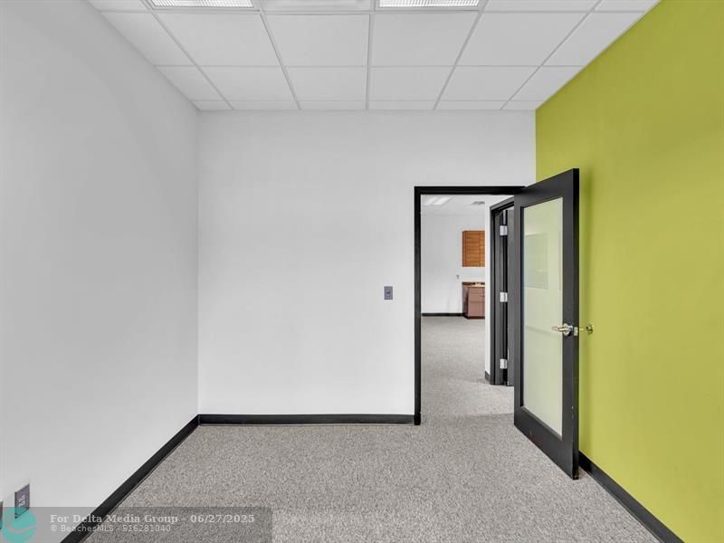 2200 N University Drive, Sunrise, FL 33322 Photo